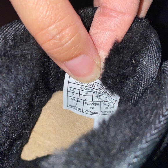 Women’s UGG NEUMEL BLACK BOOTS - Picture 9 of 14